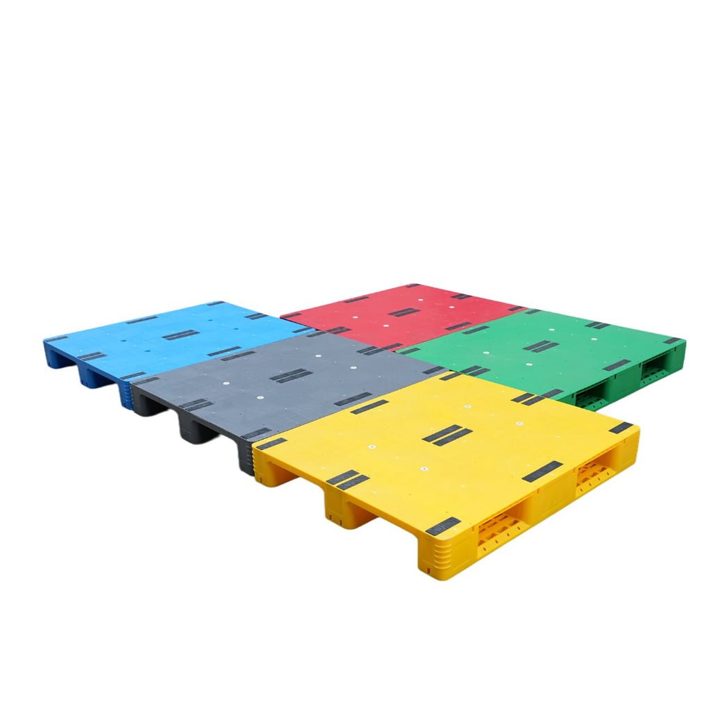 1000 x 1200 Food-Grade Plastic Pallet with Anti-Slip Mat image 2